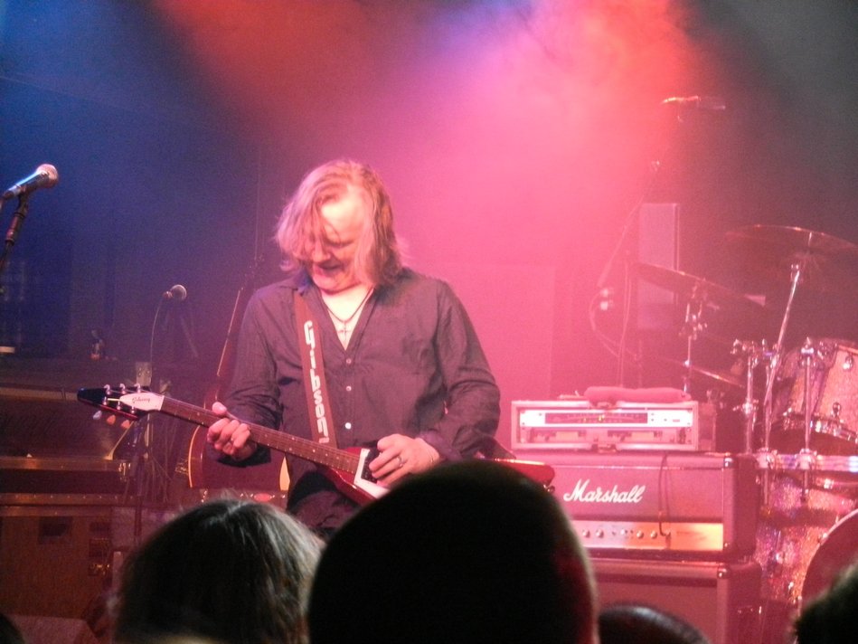 thunder_xmas_show_nottingham_rock_city_2011-12-21 22-30-17_vin kieron atkinson